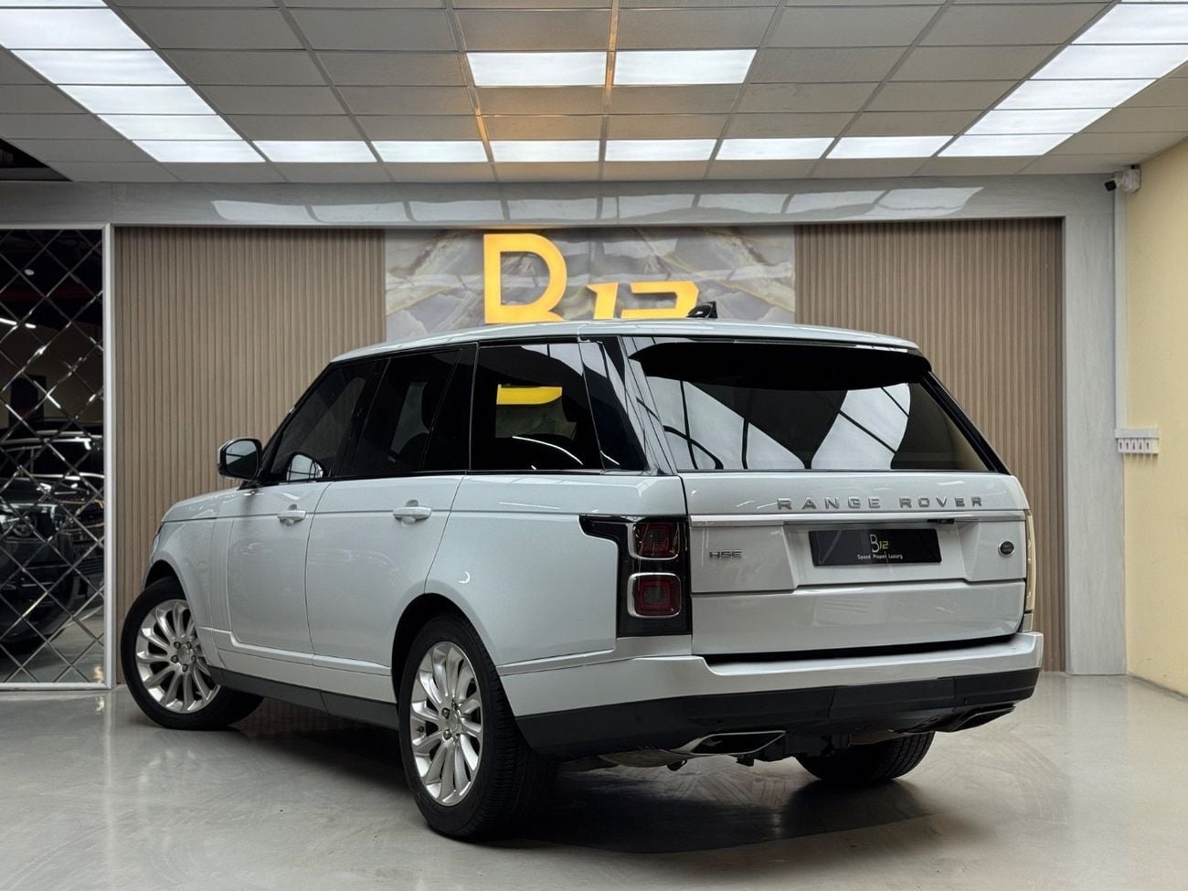 Land Rover Range Rover HSE 3.0L (380 HP)