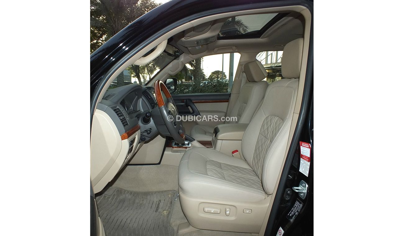 Toyota Land Cruiser GXR V6