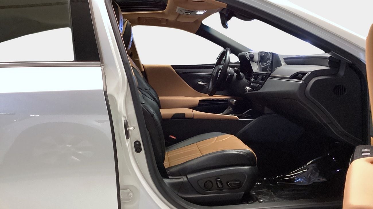 Lexus ES350 3.5 PRESTIGE AUTO | Guaranteed Warranty | 0 Down Payment