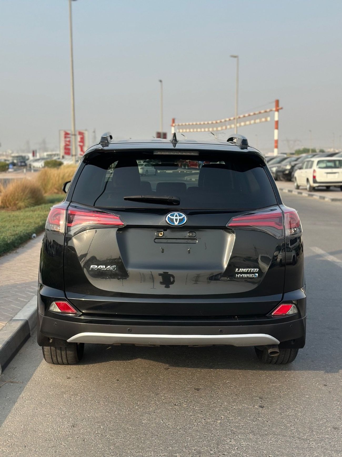 Toyota RAV4 Limited Hybrid Full Option 2018