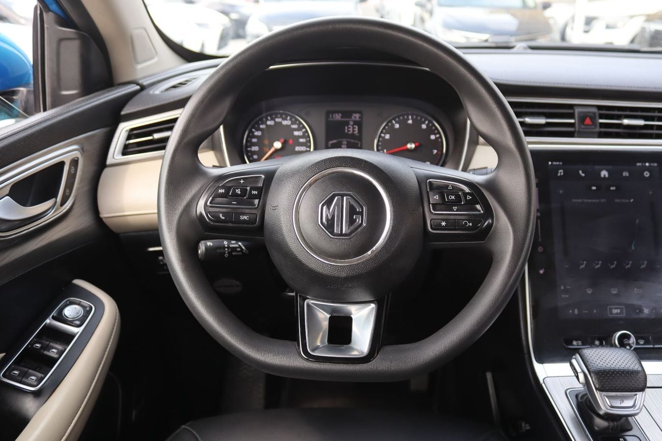 أم جي RX5 آم جى - RX5 - موديل 2023- فل أوبشن - خليجى - بدون حوادث - 1.5- بحاله ممتازه