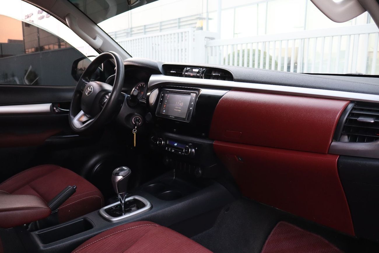 Toyota Hilux GLX 2 2.7L 4WD