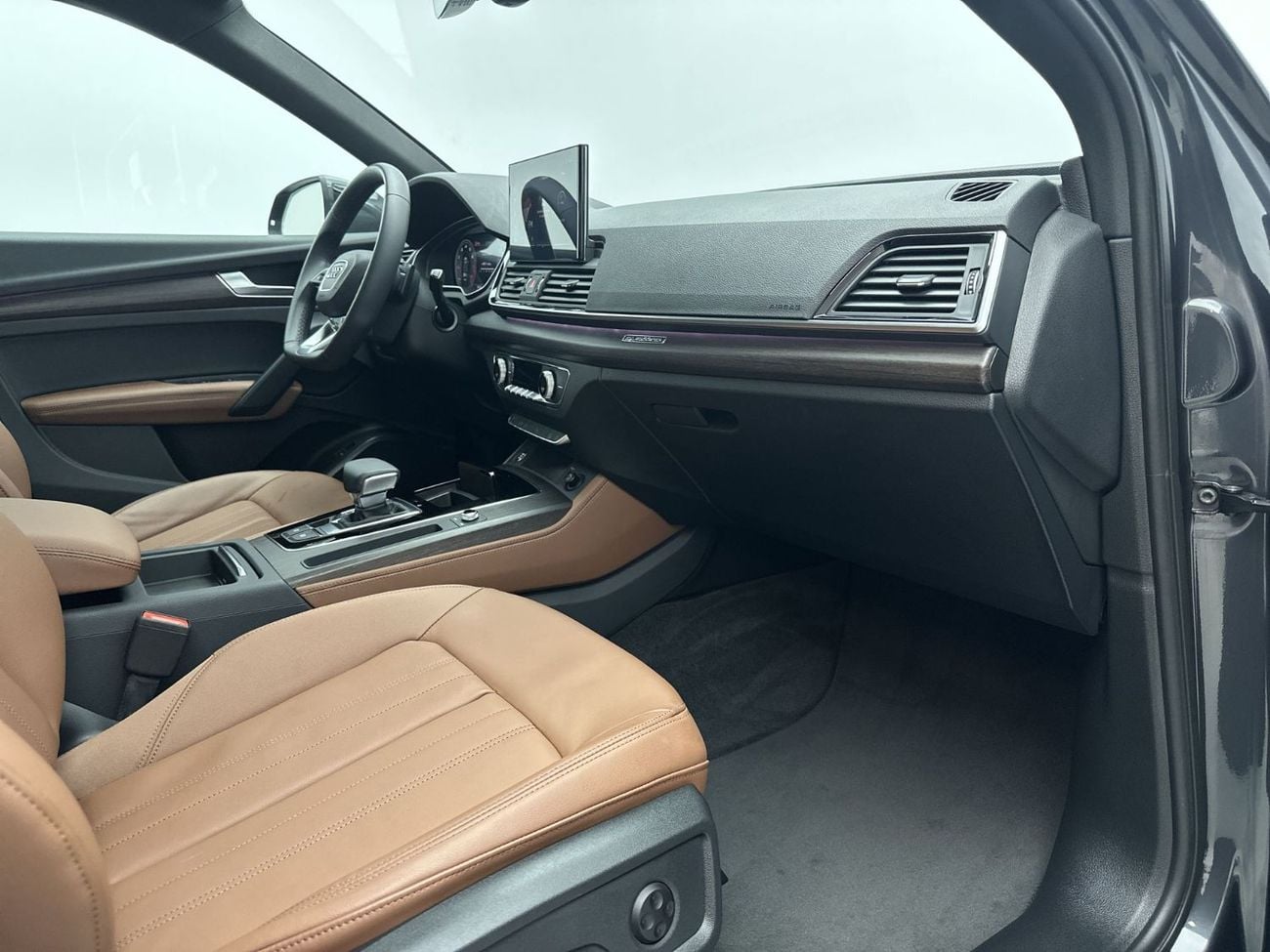 Audi Q5 45 TFSI quattro Advanced 2.0L (245 HP) 249hp (Ref# 30991) - EXCLUSIVE RAMADAN OFFER