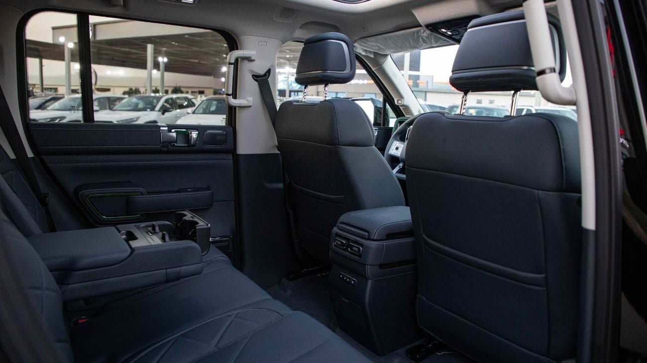 بي واي دي ليوبارد 5 ULTRA EDITION | 20-inch Rims | 2025 | Ready Stock Limited QTY | For Local Registration +10%