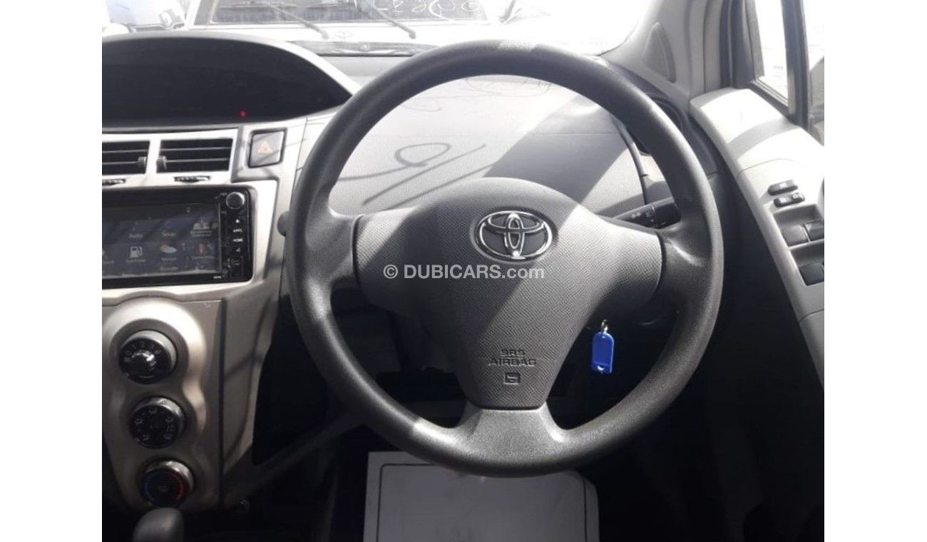 Toyota Vitz Toyota Vitz (Stock no PM 68 )