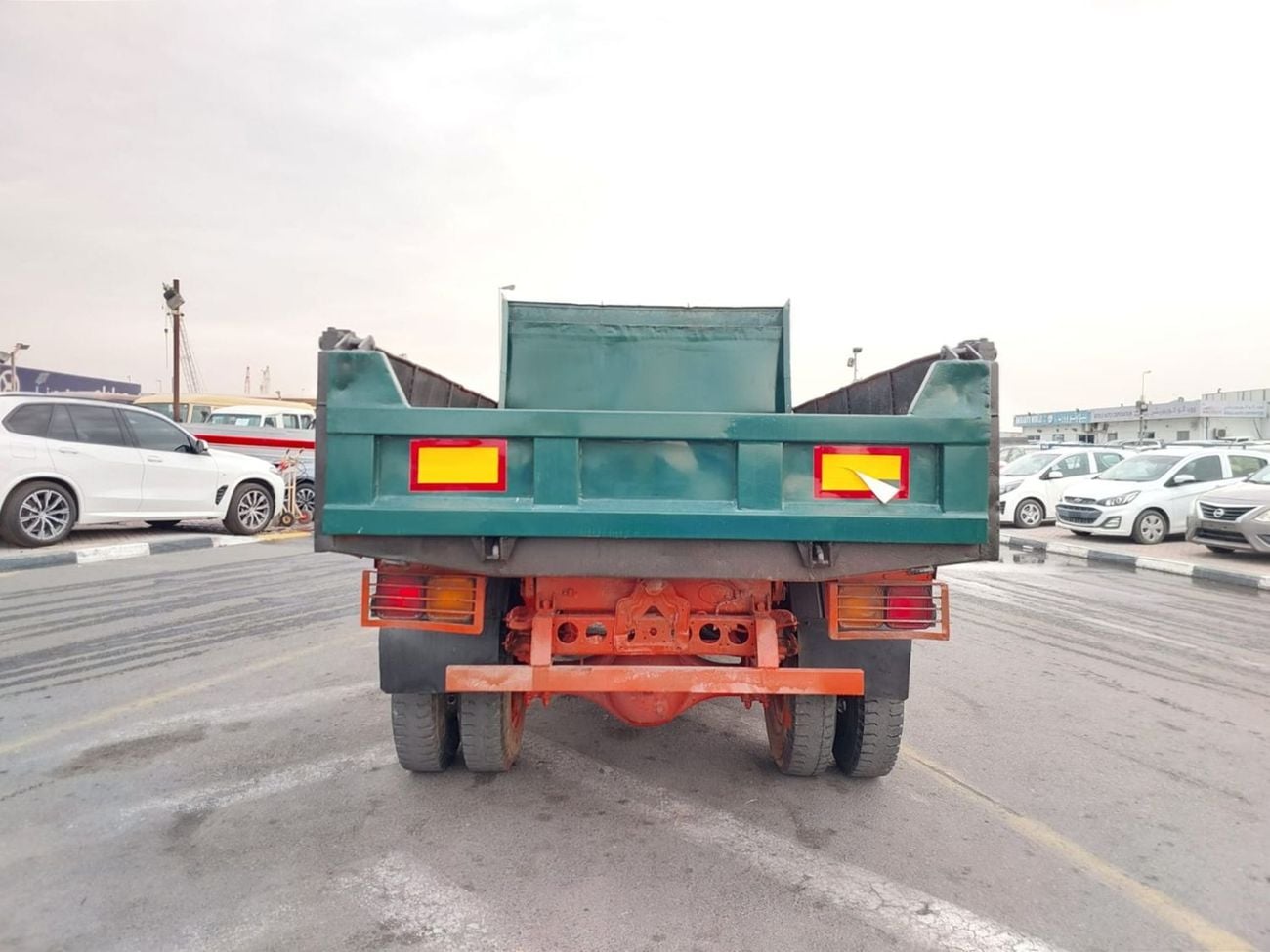 Mitsubishi Fighter (RAMADAN OFFER) MITSIBISHI FIGHTER MIGNON TRUCK RHD 1995 MODEL 8.2 L DIESEL MANUAL(PM01085)