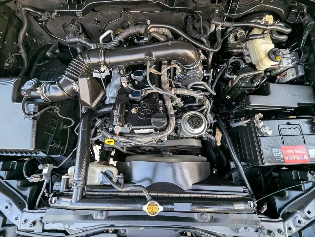 Toyota Fortuner EXR FACELIFTED V4 2.7L GCC IN EXCELLENT CONDITION