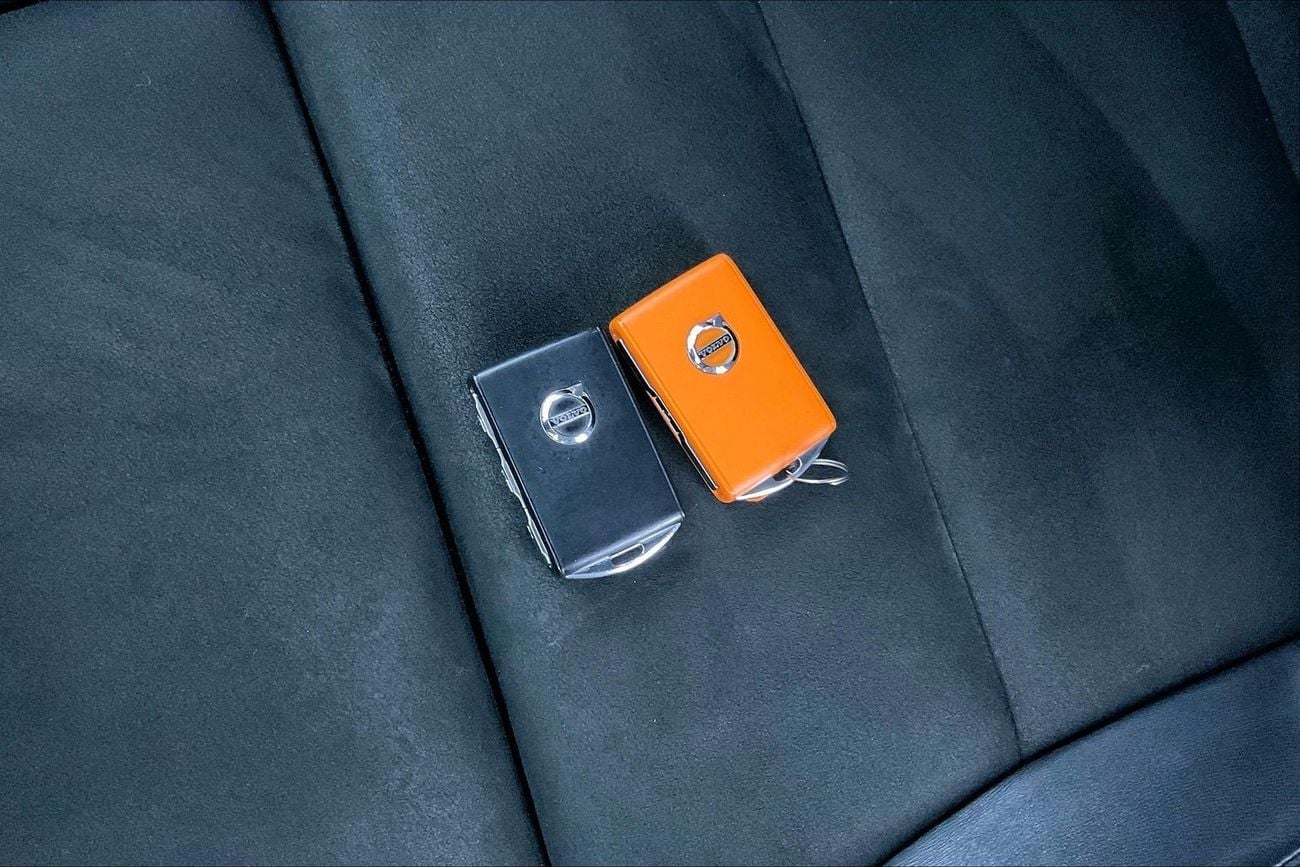 Volvo XC40 2.0 T4 190 FWD R-DESIGN AUTO | Guaranteed Warranty | 0 Down Payment