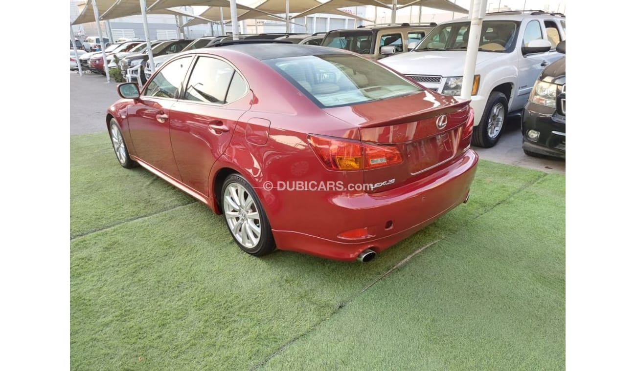 لكزس IS 300 خليجي موديل 2008 كت 2014 رقم واحد فتحه جلد رنجات حساسات كاميرا شاشه  مثبت سرعه  لاتحتاج لأي مصاريف