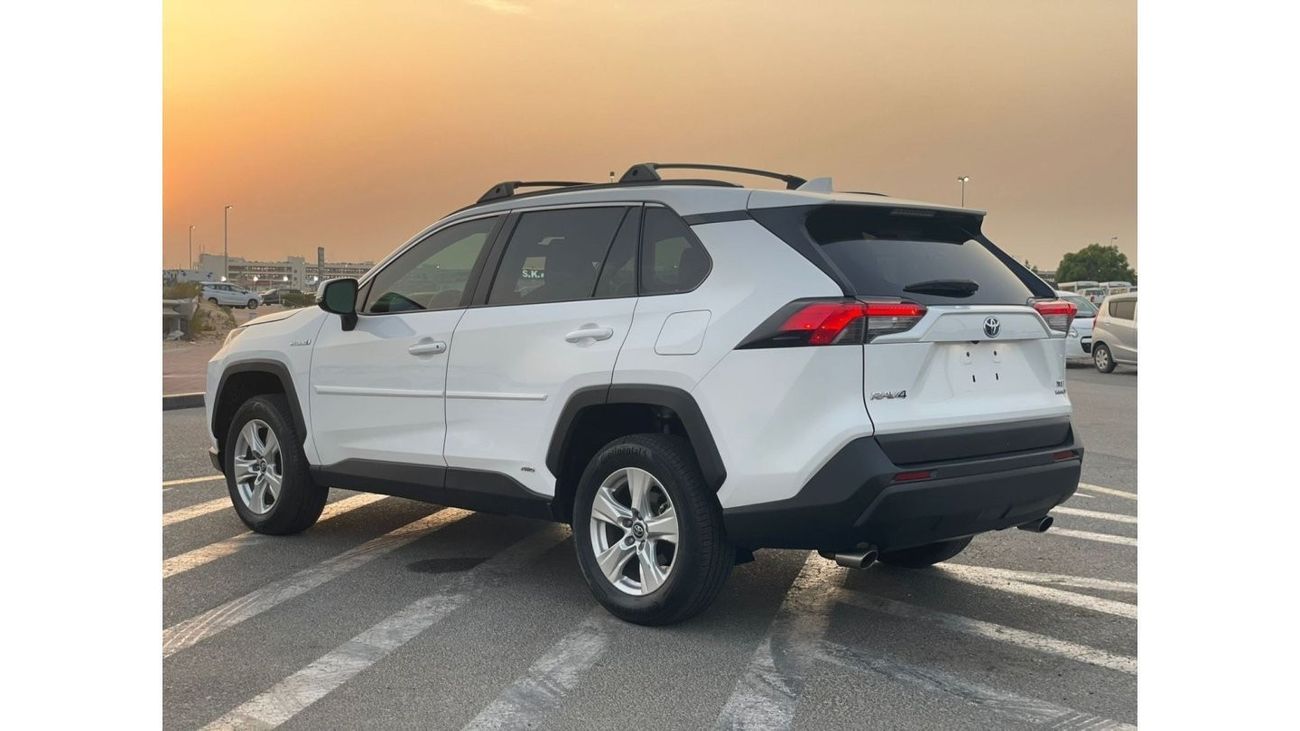 Toyota RAV4 2020 Toyota Rav4 Hybrid Fuel XLE Full Option 4x4 AWD 2.5L V4 With 2 Keys & Multi Drive Mode -