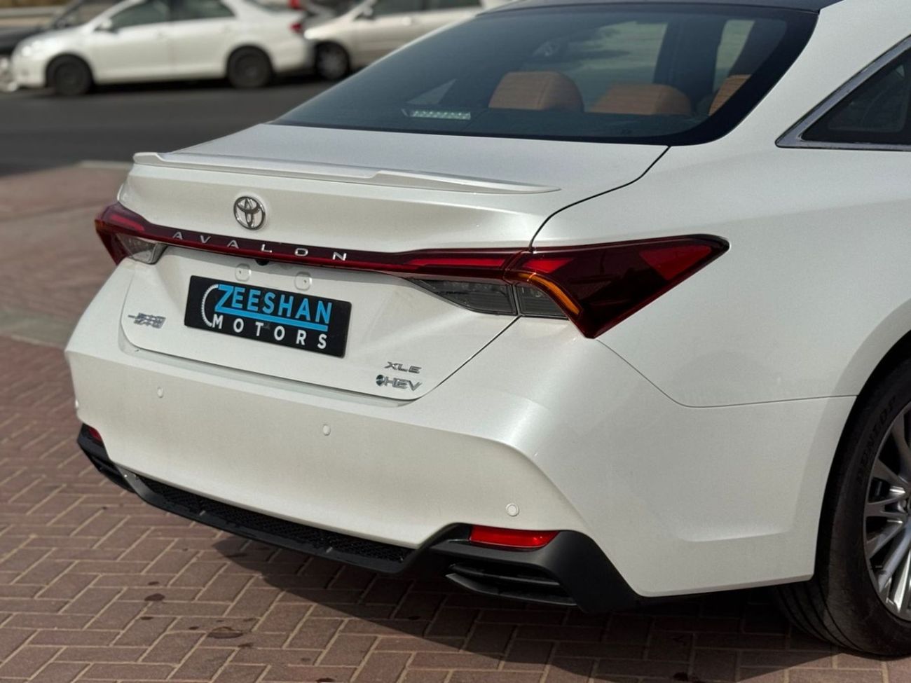 Toyota Avalon TOYOTA AVALON 2.5L HYBRID XLE 2024