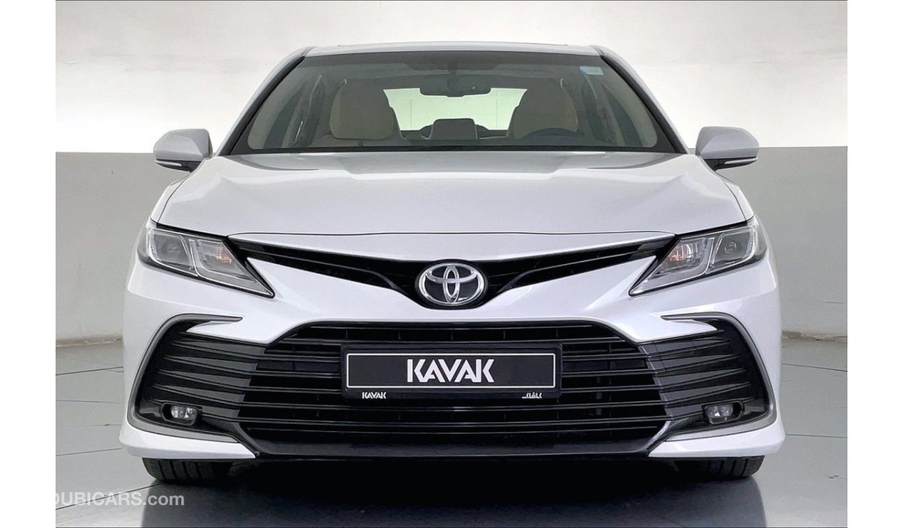 Toyota Camry SE | 1 year free warranty | 1.99% financing rate | Flood Free