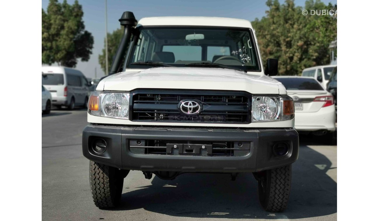 تويوتا لاند كروزر هارد توب 4.2L DIESEL, 16" TYRE, SNORKEL, XENON HEADLIGHTS (CODE # LX7801)