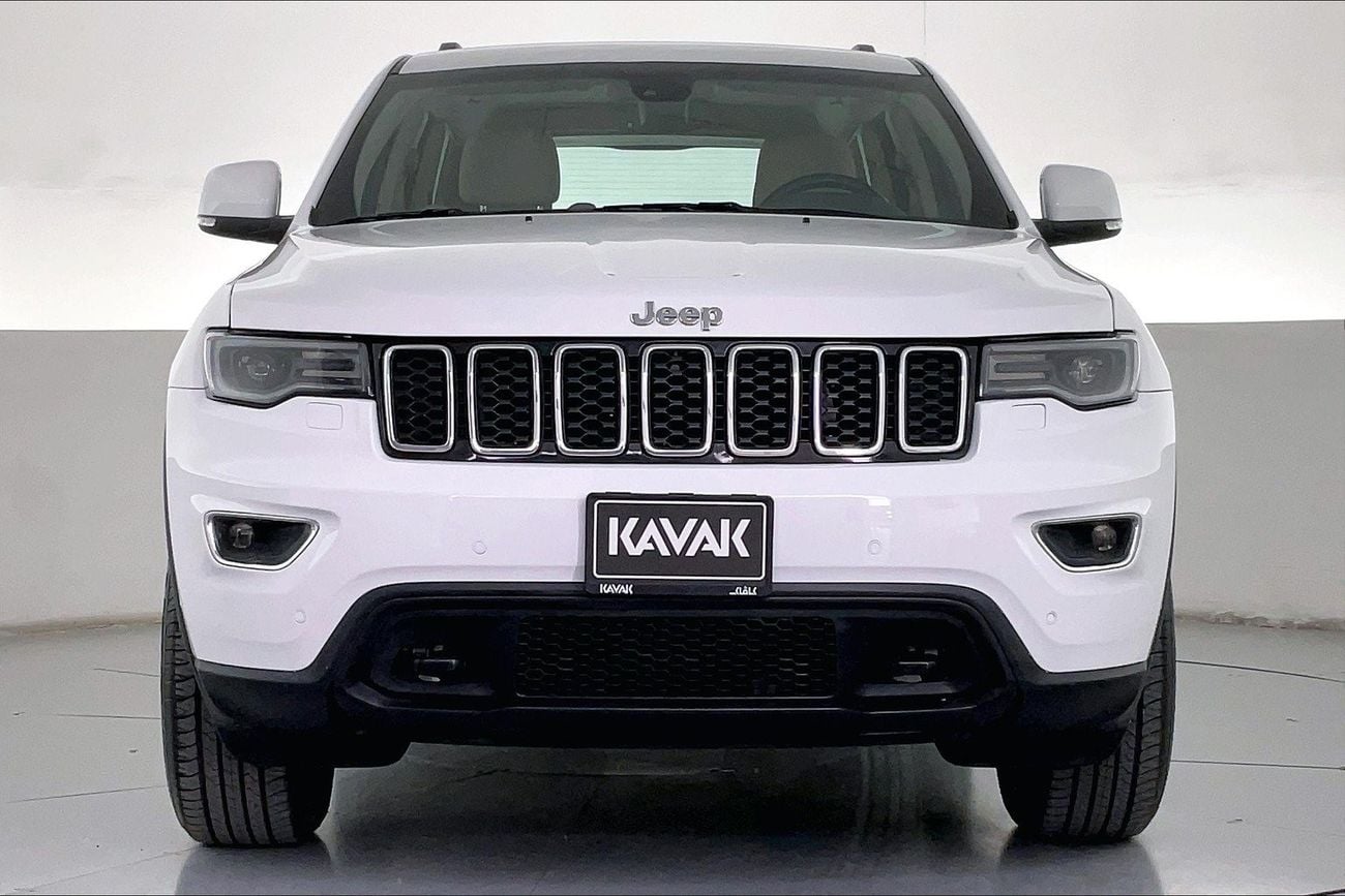 Jeep Grand Cherokee Laredo | 1 year free warranty | 1.99% financing rate | 7 day return policy