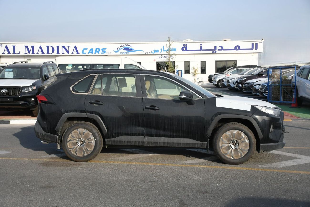 Toyota RAV4 2.5L XLE PETROL WITH SUNROOF  (FOR LOCAL10 %)