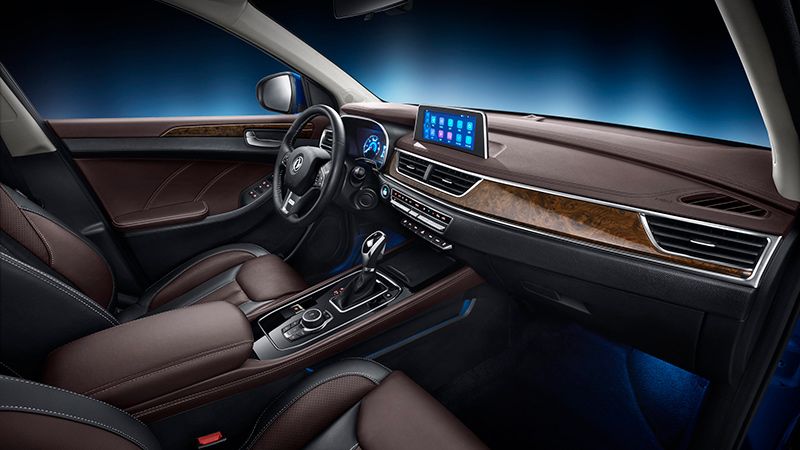 دي اف اس كاي فنغون 580 interior - Cockpit