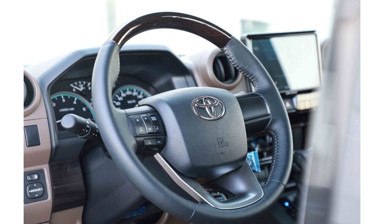 Toyota Land Cruiser 70 2024 TOYOTA LC79 LX Z SINGLE CAB 2.8 - GREY inside SADLLE TAN | Export Only