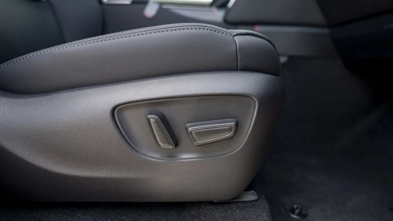 تويوتا لاند كروزر GR-S