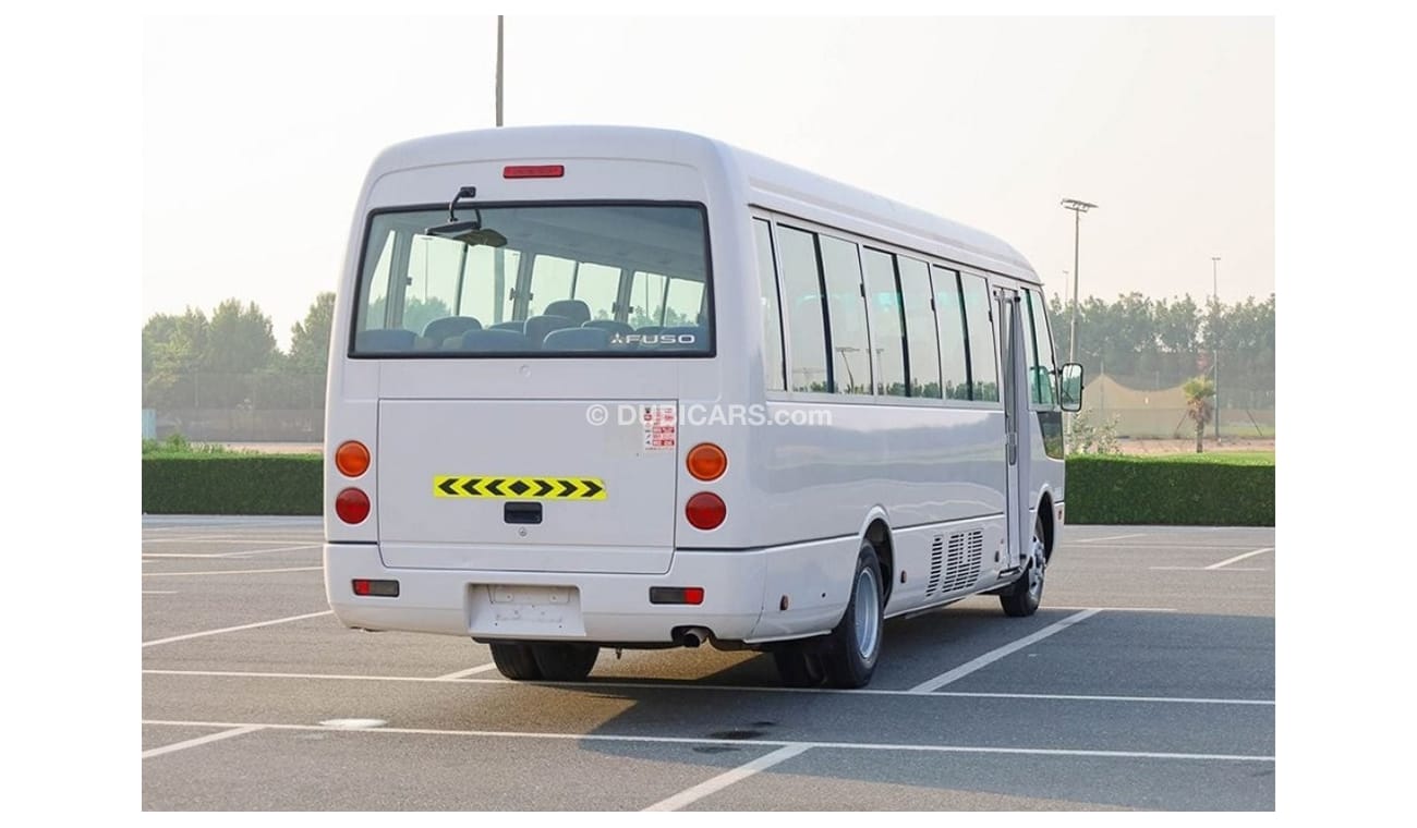 ميتسوبيشي روزا 2019 | Long Body 26 Seater | Manual Transmission - Diesel | GCC - Book Now