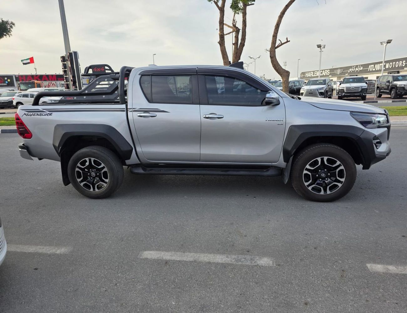 Toyota Hilux DIESEL 2.8 LITER ,AUTOMATIC ,RIGHT HAND DRIVE ONLY FOR EXPORT