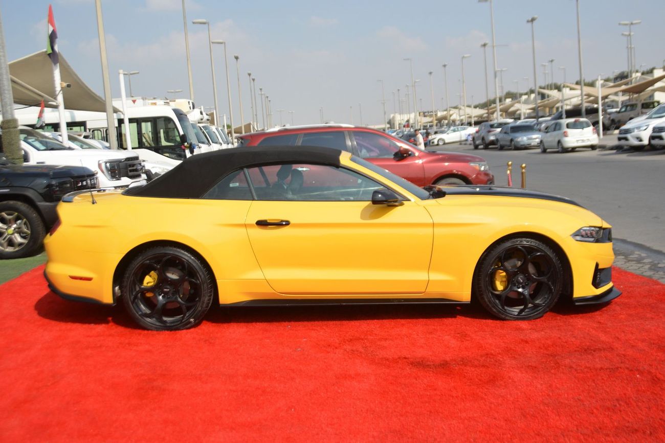 Ford Mustang BUMBLEBEE YELLOW BEAST