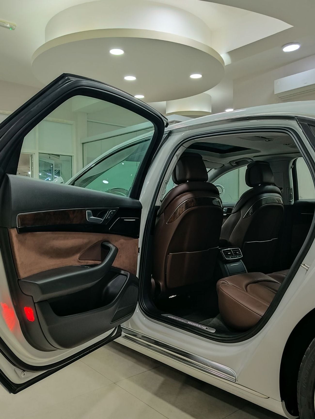 أودي A8 L 50 TFSI