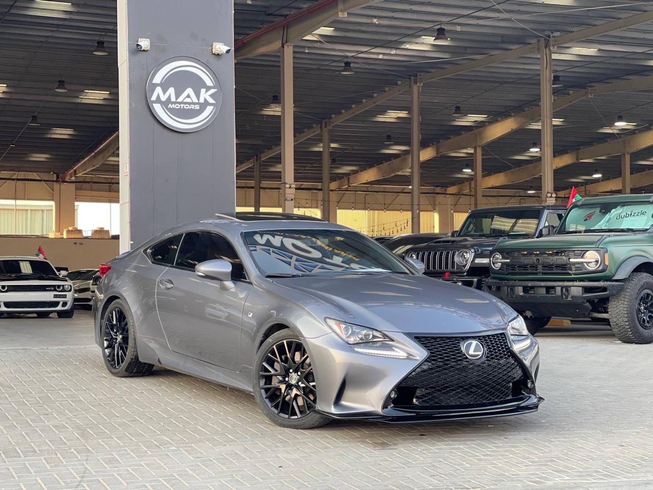 لكزس RC 350 F-SPORT / محرك V6 سعة 3.5 لتر / لوحة عدادات كهربائية / استهلاك منخفض للموارد / مقاعد مبردة / بحالة م