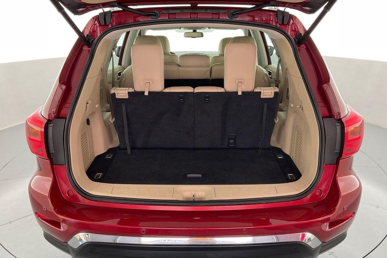 Nissan Pathfinder SV