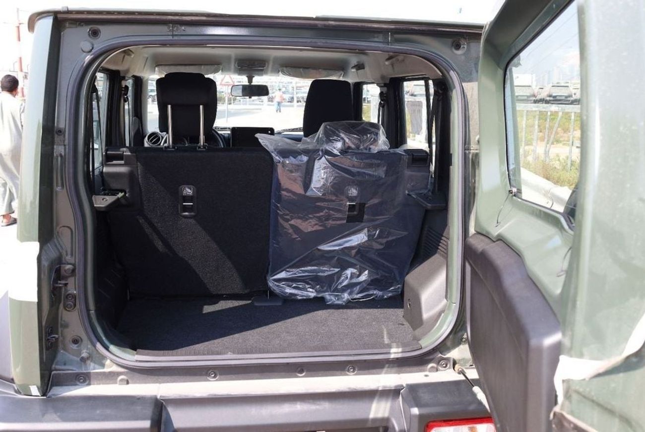 سوزوكي جيمني GL 1.5L (5-Doors)