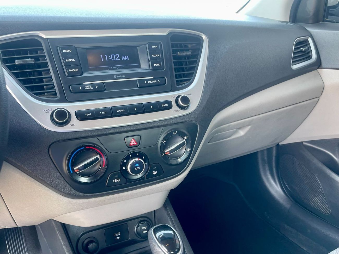 هيونداي أكسنت GLS متوفر في معرضنا سما الشآم لتجارة السيارات