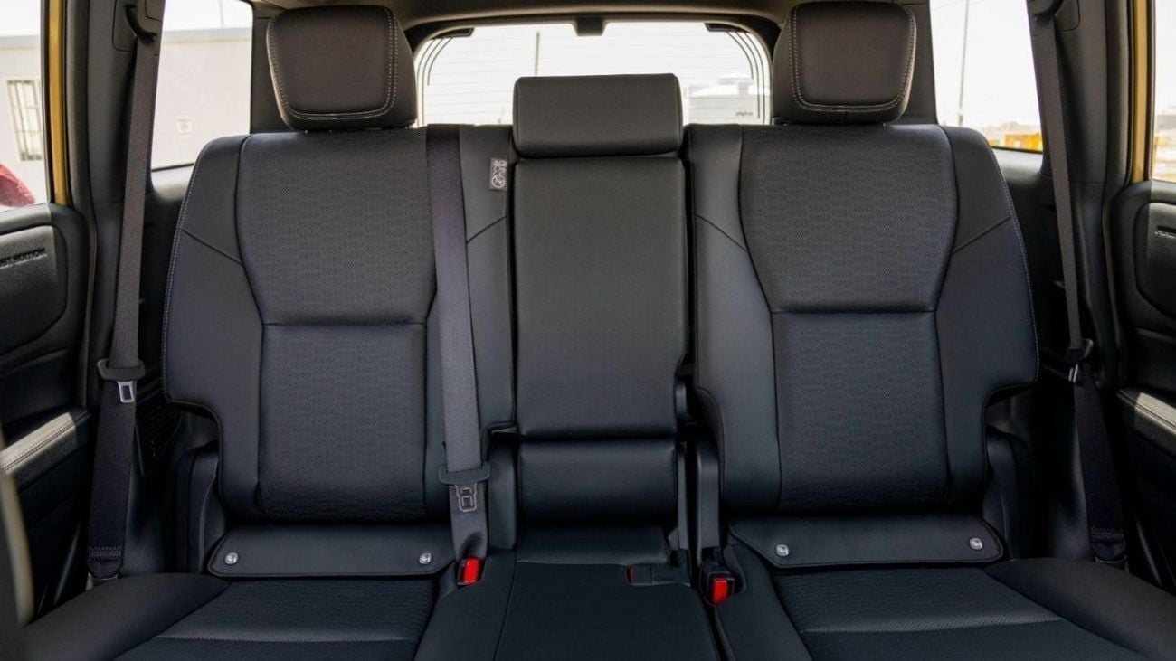 Toyota Prado TOYOTA PRADO 250 2.4L PETROL AT FIRST EDITION MY2025 – SAND & GREY ROOF