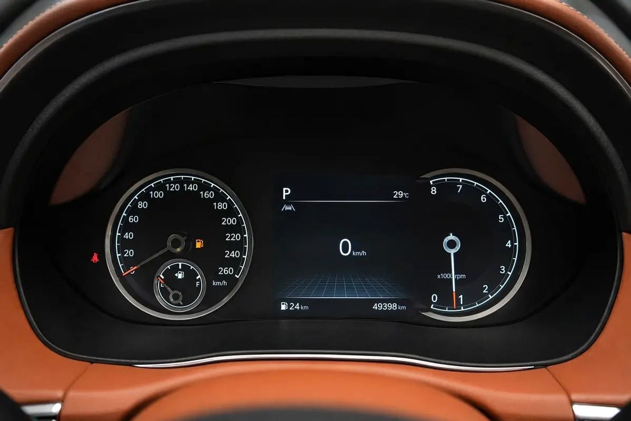 جينيسس GV70 PREMIUM 2023GCC UNDER WARRANTY