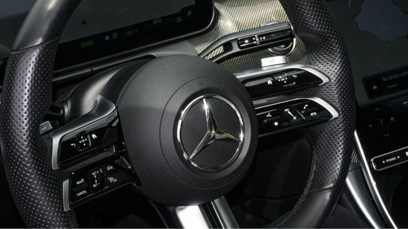 مرسيدس بنز C 300 Std Perfect Condition | Mercedes-Benz C300 2.0L | Panorama 360 degree cameras, With Warranty  | 2022