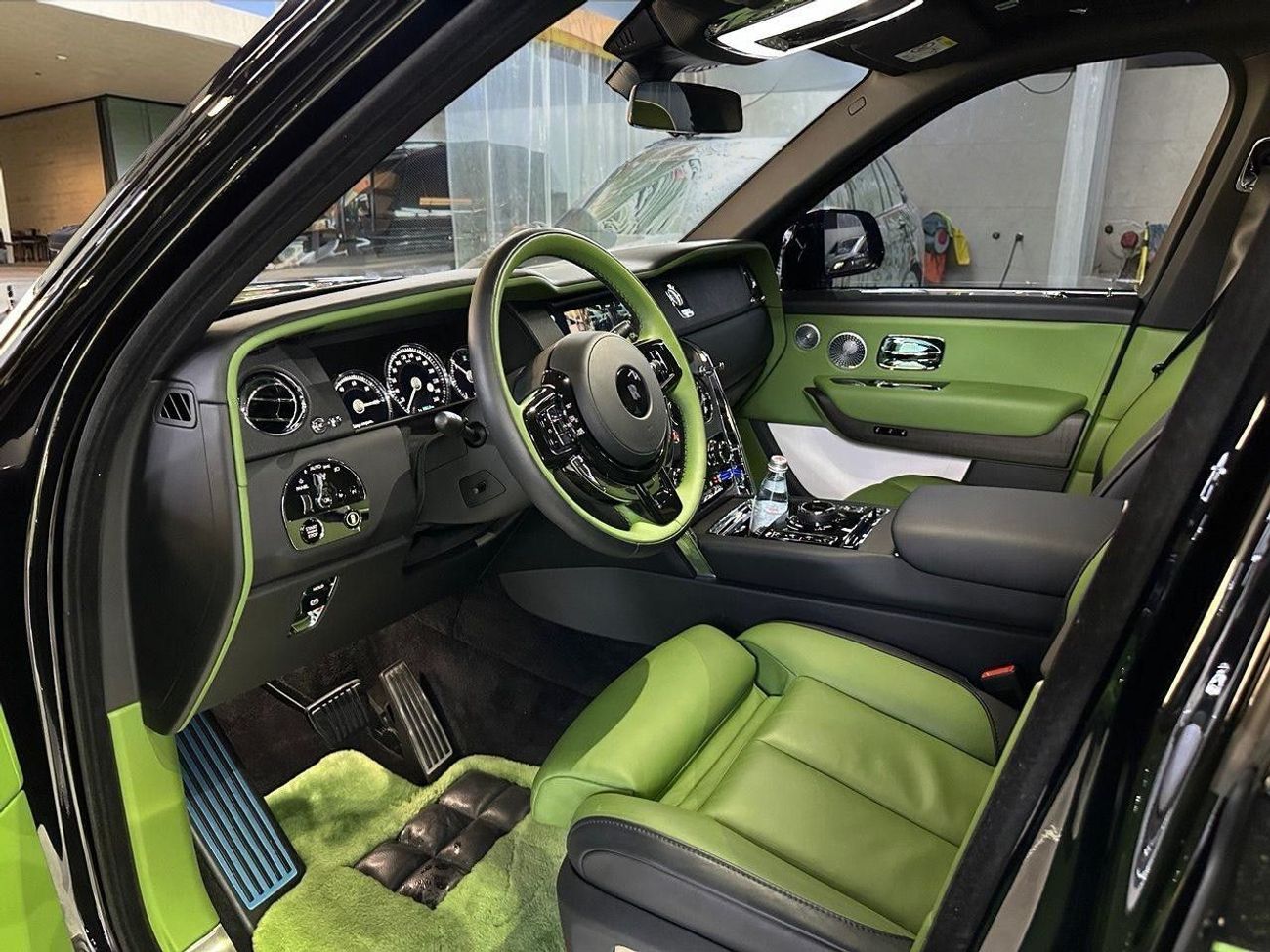 Rolls-Royce Cullinan AED 27,800 P.M | 0% DOWN PAYMENT | ROLLS-ROYCE CULLINAN | AGENCY WARRANTY & SERVICE CONTRACT