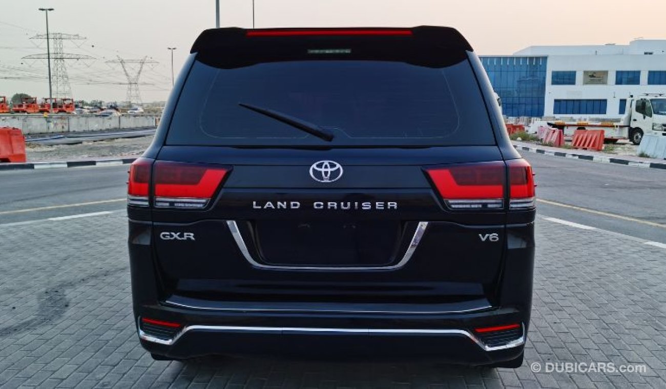 Toyota Land Cruiser GXR Facelifted to model 2022