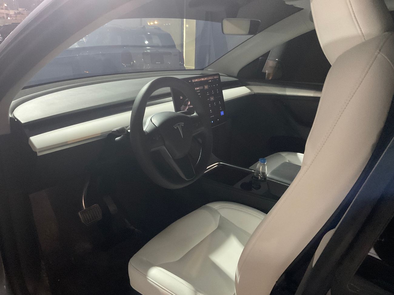 تسلا موديل Y Long Range (Dual Motor) | upto AED 20,000 Ramadan Discount | شامل الضمان | 0 ﺪﻔﻋﺓ ﺃﻮﻟﻯ