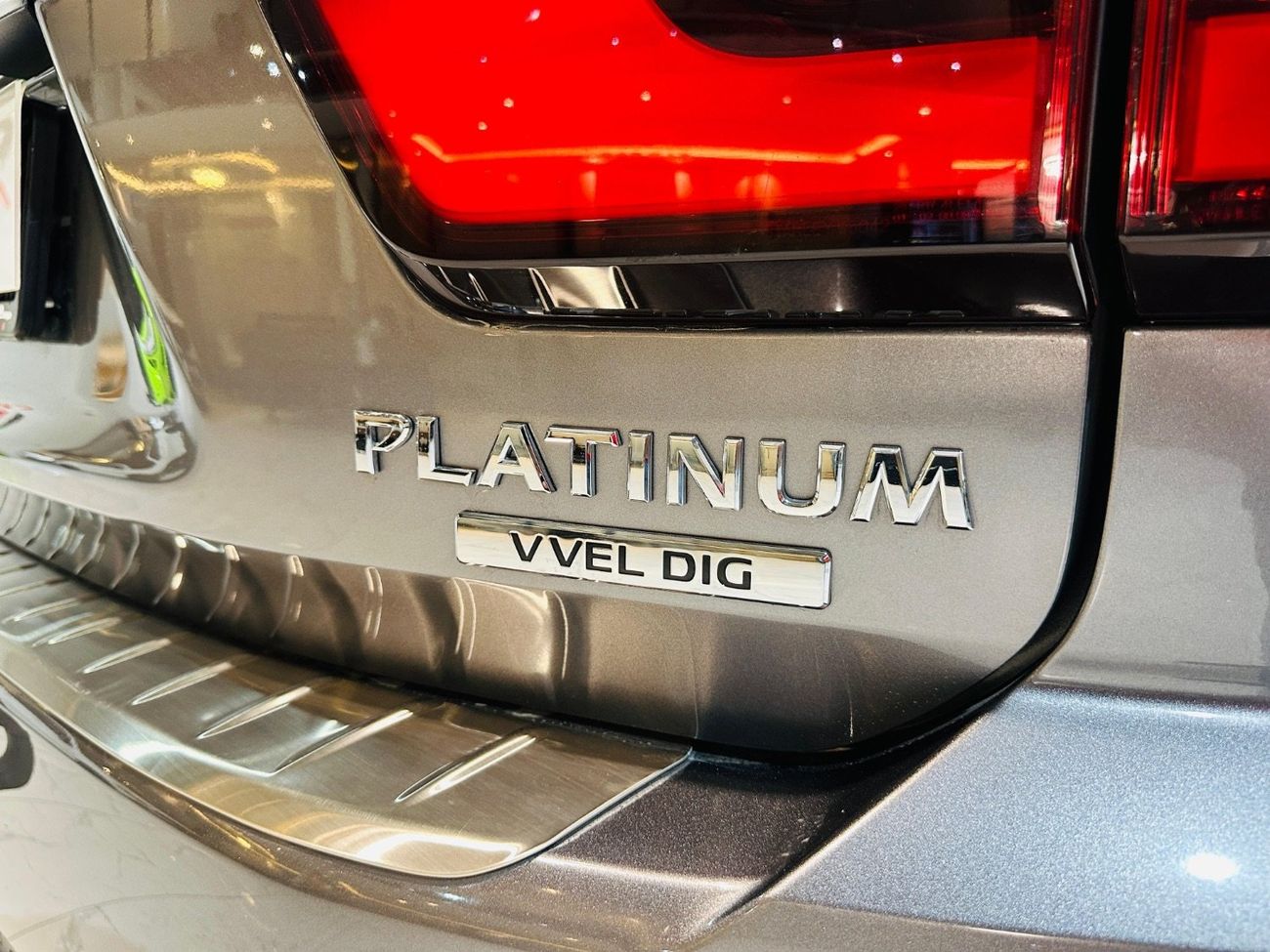 نيسان باترول LE Platinum City 5.6L
