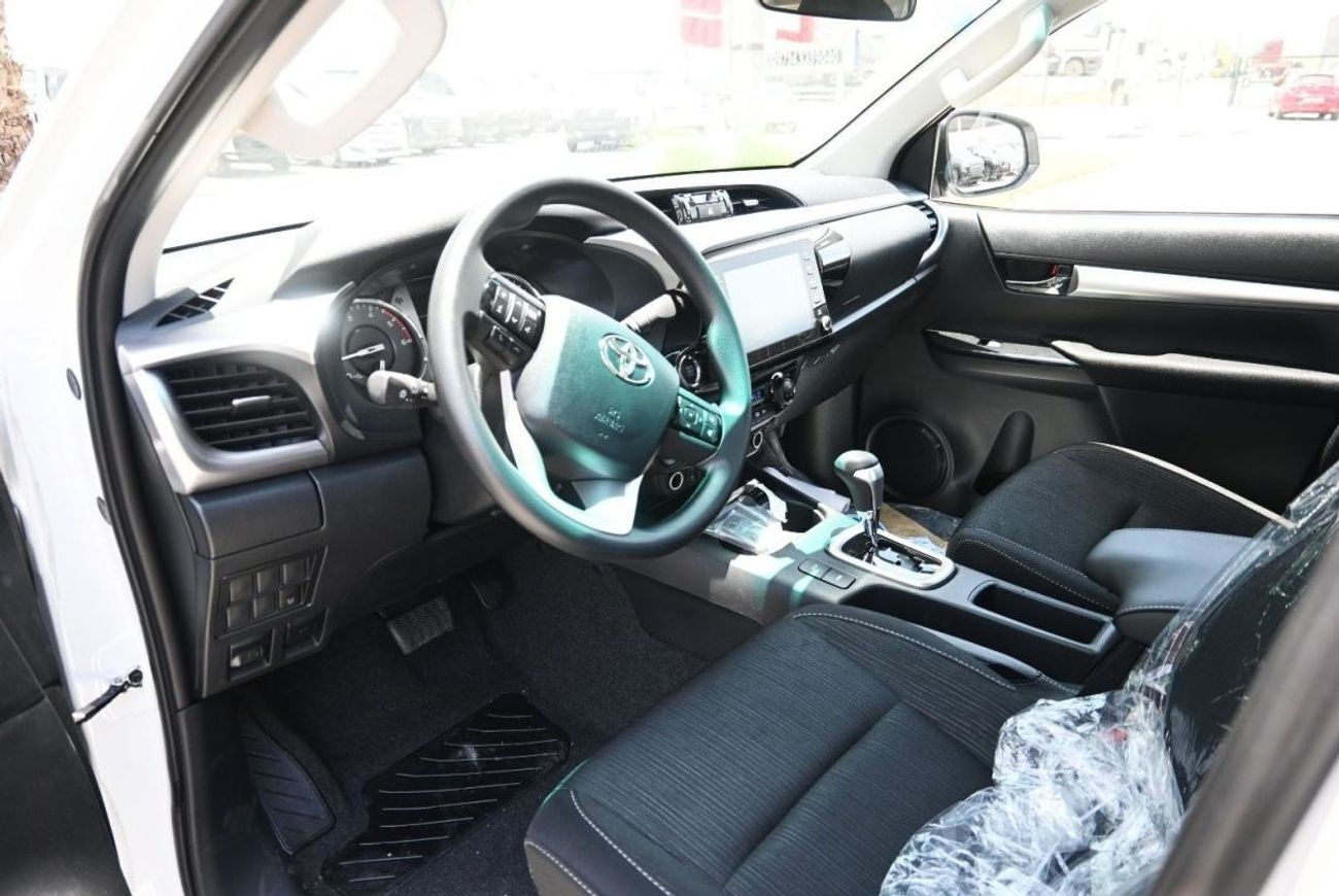 تويوتا هيلوكس تويوتا هايلكس SRS 4X4 ديزل 2.4 لتر 2024