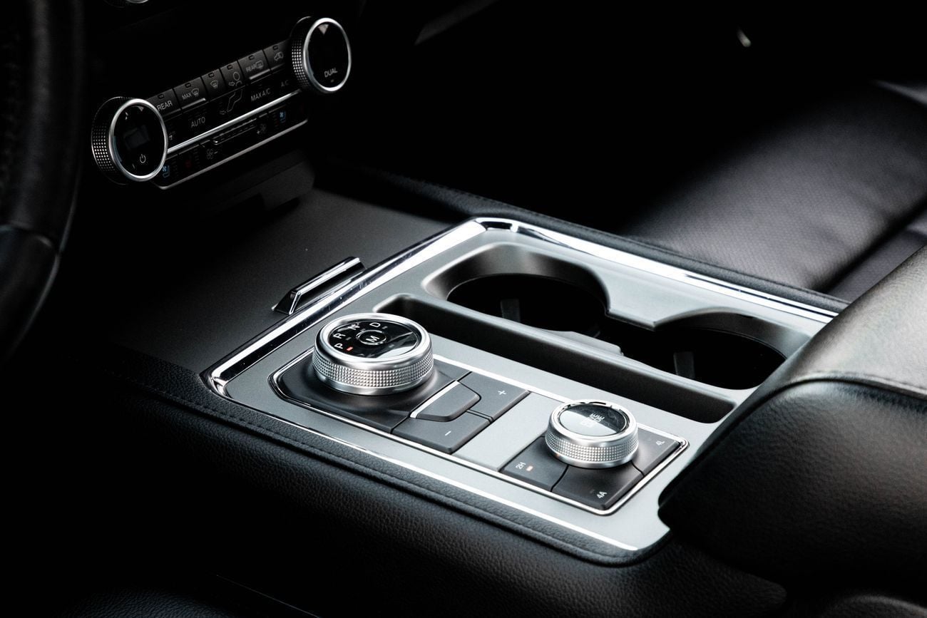 فورد إكسبيديشن Expedition XLT | 2,605 P.M | 0% Downpayment | Ford Warranty + Service Contract!