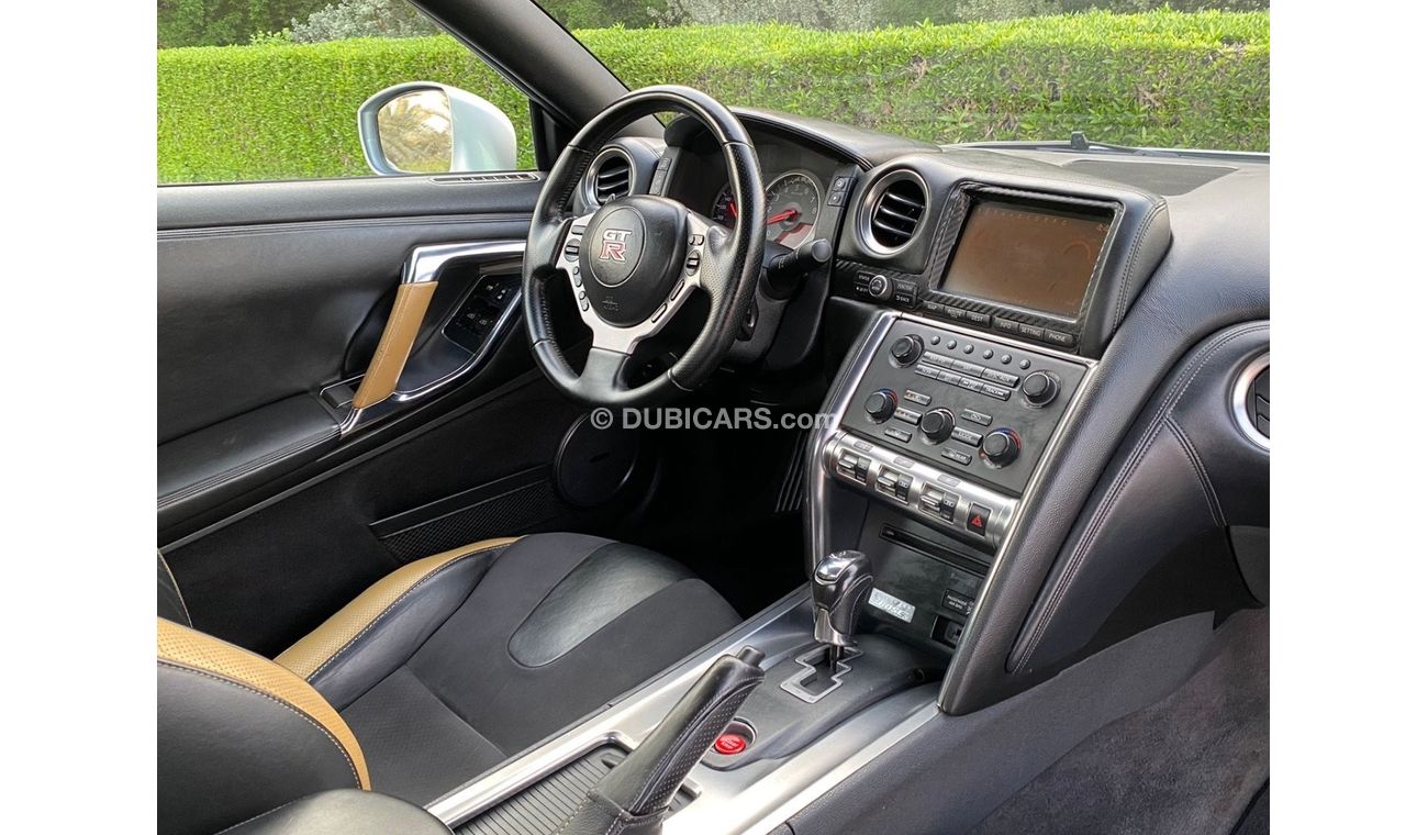 Nissan GTR NISSAN GTR PREMIUM 2009  FULL CARBON FIBER
