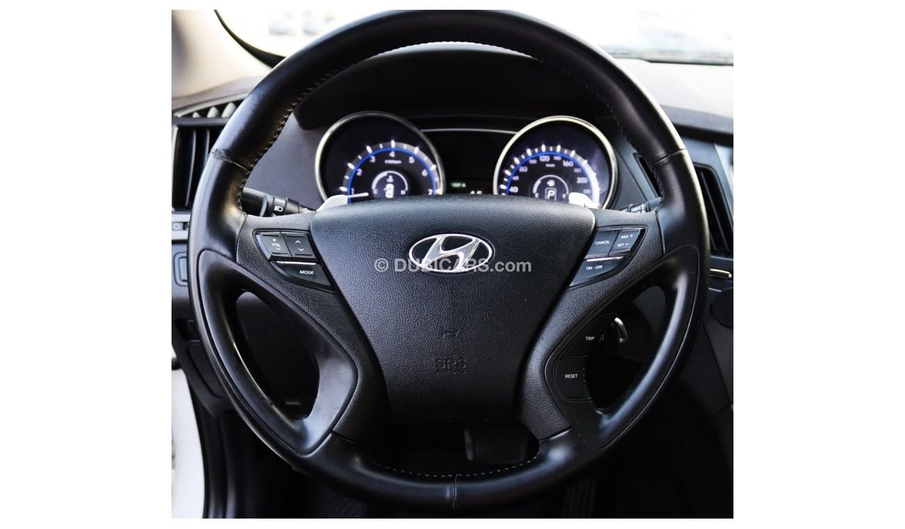 هيونداي سوناتا متوسط المواصفات هيونداي سوناتا 2014 خليجي بحالة ممتازة