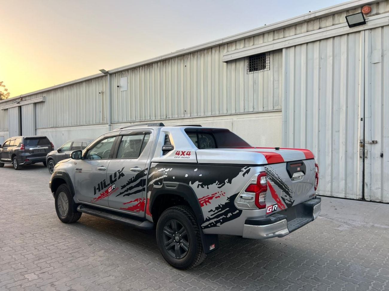 تويوتا هيلوكس TOYOTA HILUX 2.4L DIESEL GR-SPORTS 4X4 FULL OPTION MY 2026