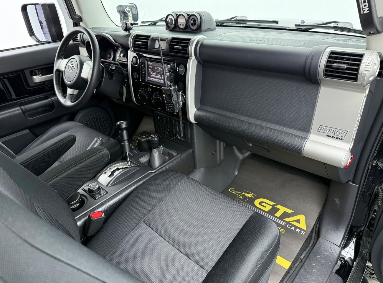 Toyota FJ Cruiser 2015 Toyota FJ Cruiser GXR Titan Upgraded, Full Toyota Service History, Excellent Condition, GCC