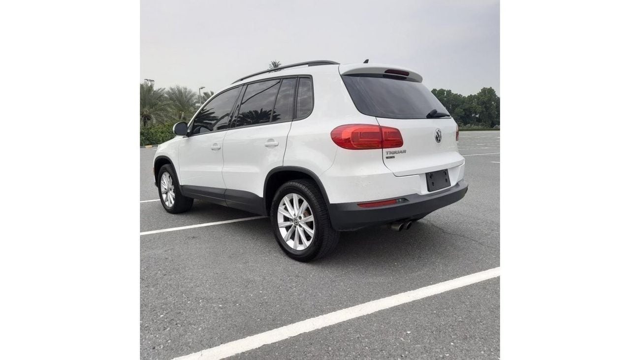 Volkswagen Tiguan S
