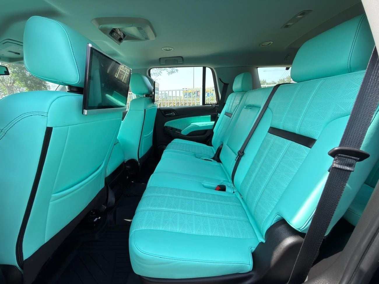 شيفروليه تاهو LS 5.3L 4WD (8 Seater)