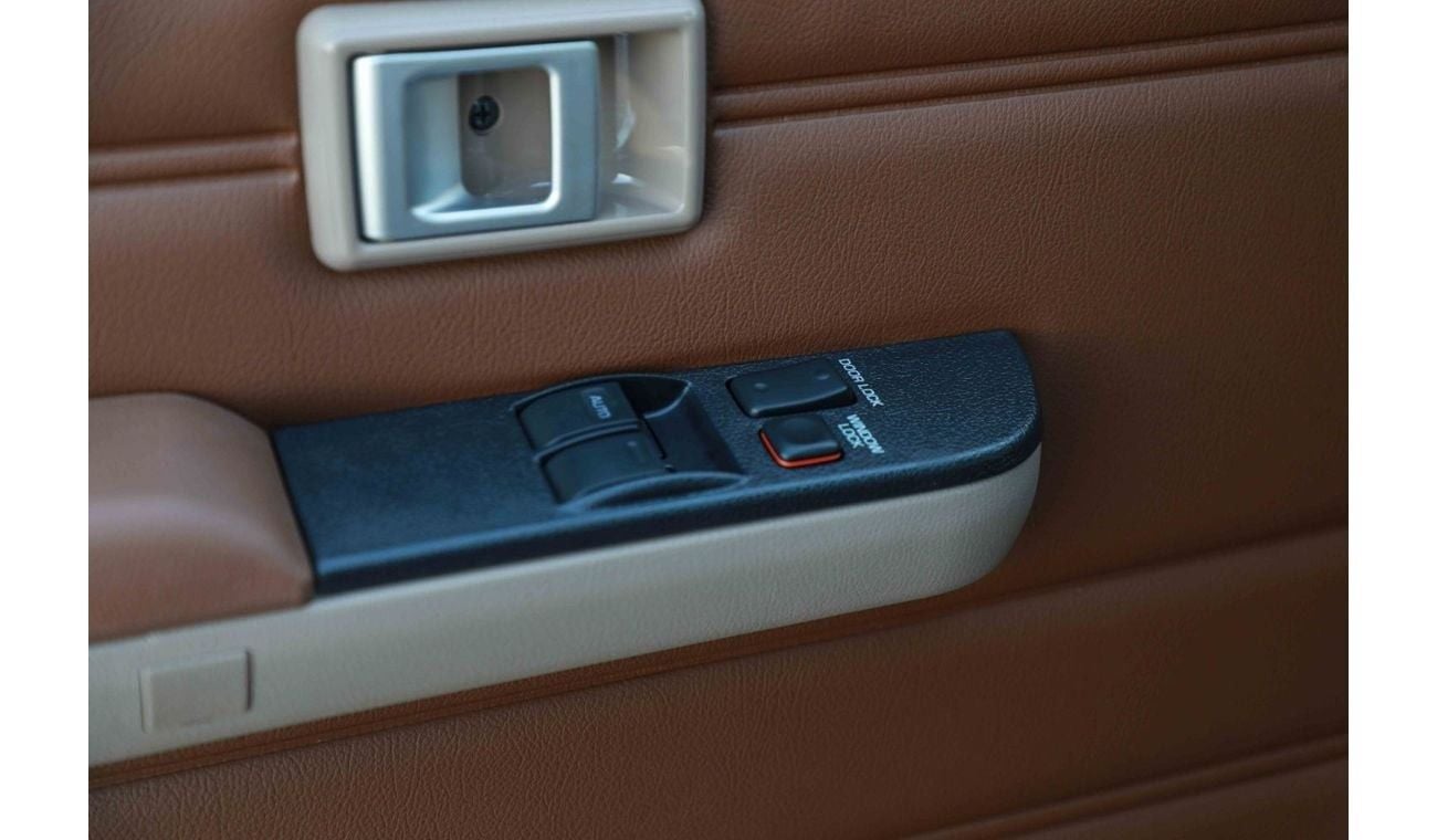 Toyota Land Cruiser 70 2024 TOYOTA LC79 LX Z SINGLE CAB 2.8 - GREY inside SADLLE TAN | Export Only