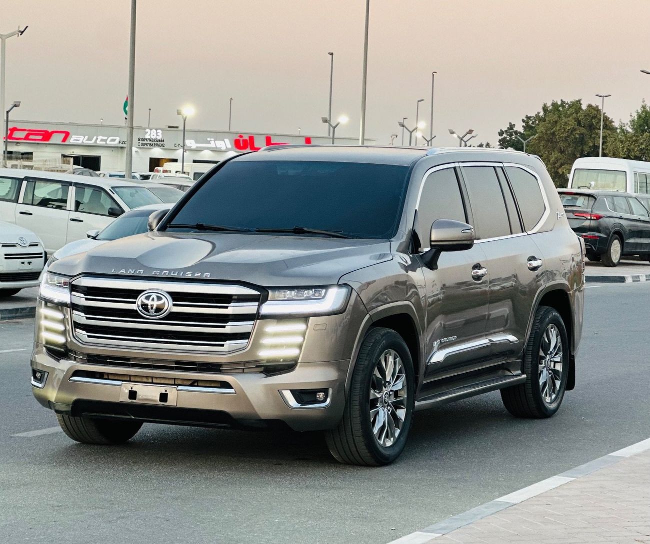 Toyota Land Cruiser GXR 4.0L (271 HP) 4WD