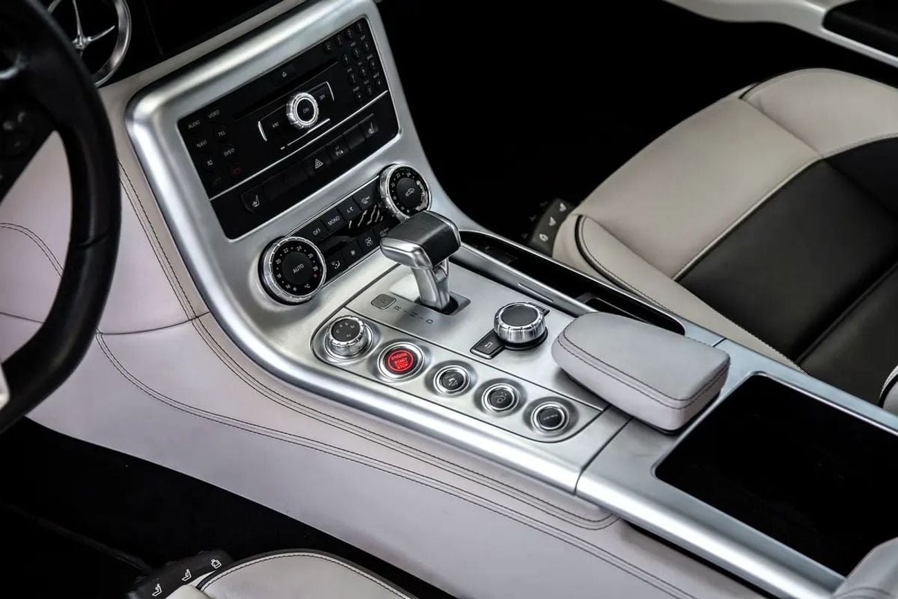 Mercedes Benz SLS AMG STD
