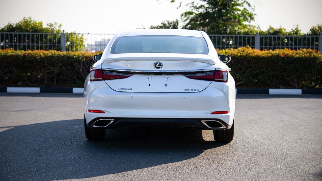 لكزس ES 350 Prime 2.5L - Sonic Quartz Inside Hazel | Export Only