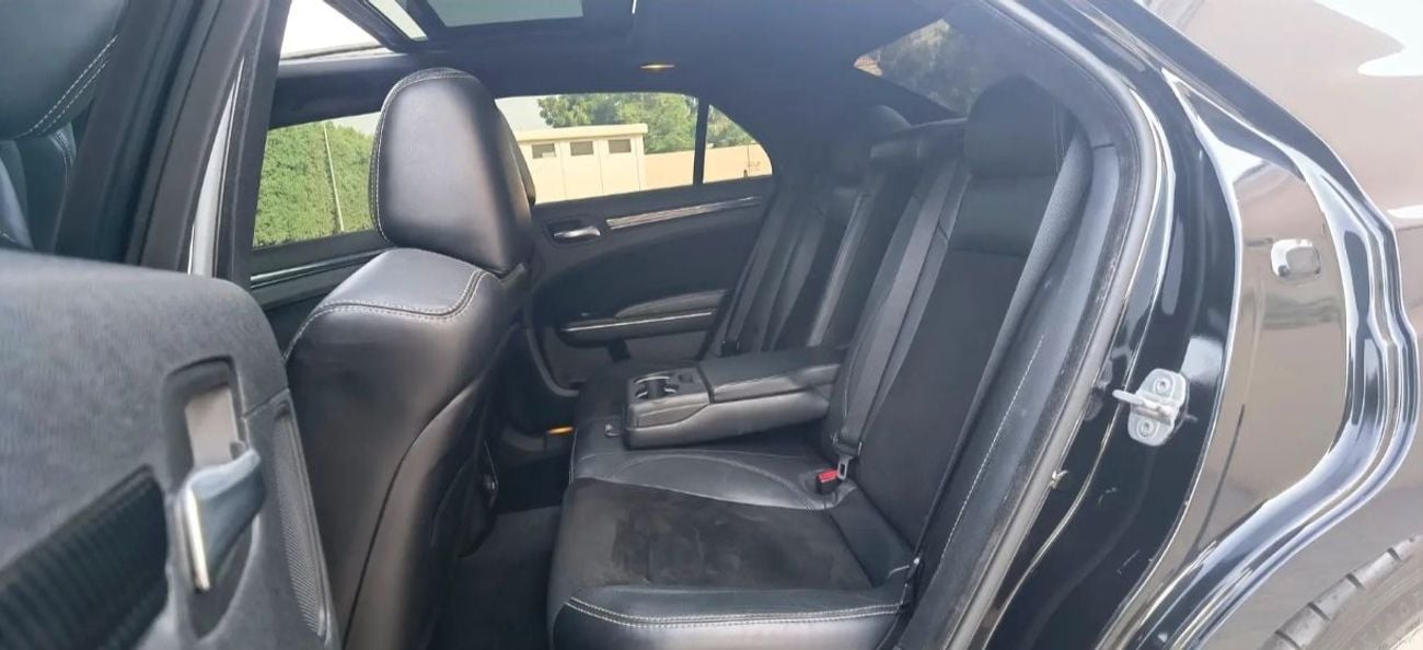 كرايسلر 300C SRT8 PLUS